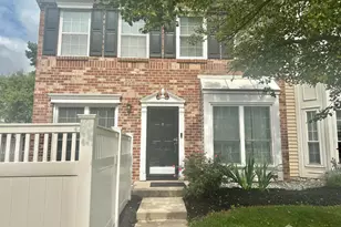 35 Clay St, North Brunswick Township, NJ 08902 - Photo 3