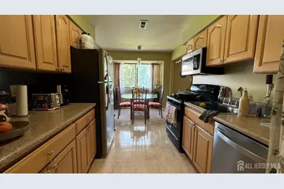 1210 Edison Glen Terrace, Edison, NJ 08837 - Photo 3