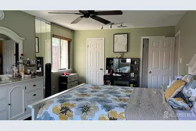 1210 Edison Glen Terrace, Edison, NJ 08837 - Photo 7