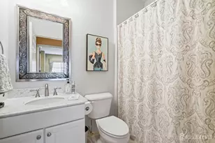 52 Vineyard Ct, Monroe Township, NJ 08831 - Photo 17