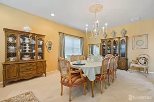 52 Vineyard Ct, Monroe Township, NJ 08831 - Photo 5