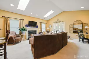 52 Vineyard Ct, Monroe Township, NJ 08831 - Photo 11