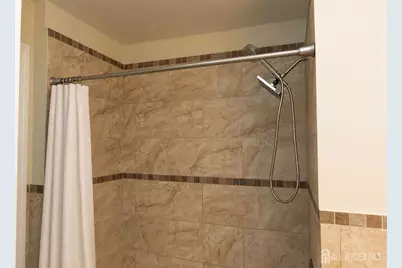 111 Edpas Road, New Brunswick, NJ 08901 - Photo 9