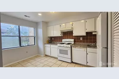 1909 Raspberry Court, Edison, NJ 08817 - Photo 5