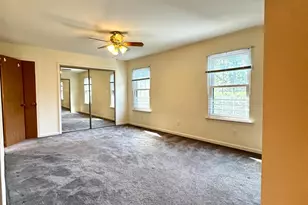 2703 Deerfield Dr, Edison, NJ 08820 - Photo 11