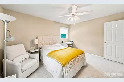 9 Meyer Road, Edison, NJ 08817 - Photo 33