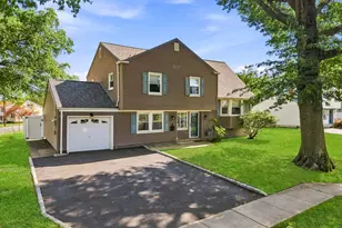 9 Meyer Rd, Edison, NJ 08817 - Photo 3