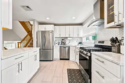 9 Meyer Road, Edison, NJ 08817 - Photo 17