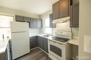 337 Convery Blvd, Perth Amboy, NJ 08861 - Photo 5
