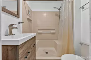 32 S 7th Ave S, Highland Park, NJ 08904 - Photo 7