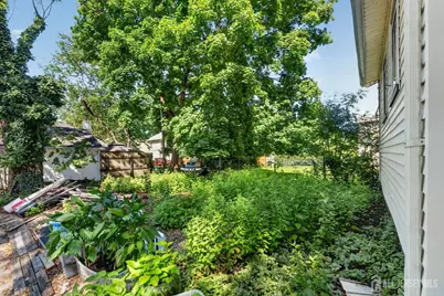 32 S 7th Avenue S, Highland Park, NJ 08904 - Photo 15