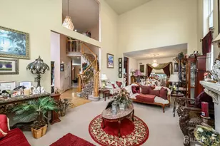 2 Garden Hills Dr, Franklin Township, NJ 08873 - Photo 7