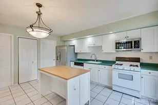 59 Woodhill St, Franklin Township, NJ 08873 - Photo 7