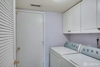 59 Woodhill Street, Franklin Township, NJ 08873 - Photo 15