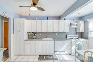 31 Heidi Dr, Fords, NJ 08863 - Photo 11
