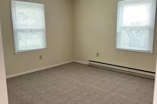 432 Newport Way, Monroe Township, NJ 08831 - Photo 7