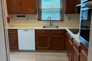 432 Newport Way, Monroe Township, NJ 08831 - Photo 13