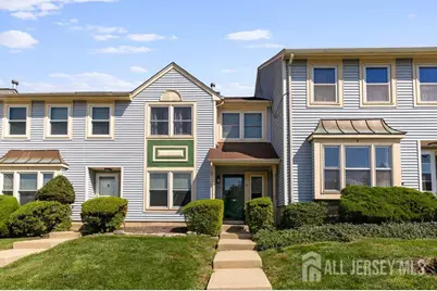 4 Heritage Square, Sayreville, NJ 08872 - Photo 1