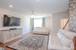 1002 Hights Farm Rd, Monroe Township, NJ 08831 - Photo 5