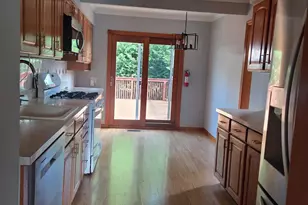 43 Connor Ave, Metuchen, NJ 08840 - Photo 5
