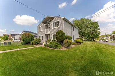 932 Beatrice Parkway, Edison, NJ 08820 - Photo 37