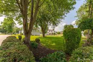 932 Beatrice Pkwy, Edison, NJ 08820 - Photo 33