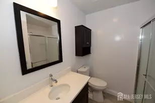 302 Hidden Village Dr, Perth Amboy, NJ 08861 - Photo 11