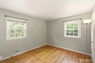 19 Sycamore Ave, Edison, NJ 08817 - Photo 17
