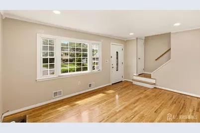 19 Sycamore Avenue, Edison, NJ 08817 - Photo 7