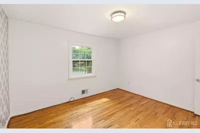 19 Sycamore Avenue, Edison, NJ 08817 - Photo 21