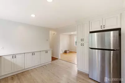 19 Sycamore Avenue, Edison, NJ 08817 - Photo 15