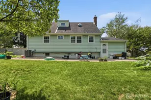 19 Sycamore Ave, Edison, NJ 08817 - Photo 45