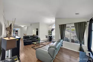 8 Ingram Dr, Monroe Township, NJ 08831 - Photo 11
