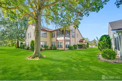 8 Ingram Drive #D, Monroe Township, NJ 08831 - Photo 3