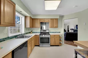 8 Ingram Dr, Monroe Township, NJ 08831 - Photo 23