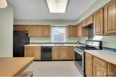8 Ingram Drive #D, Monroe Township, NJ 08831 - Photo 21
