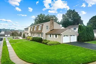 12 Holly Park Dr, South Plainfield, NJ 07080 - Photo 1