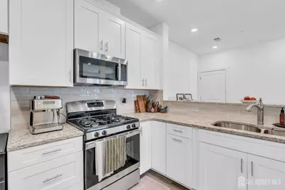 917 Vanderbergh Boulevard, Monroe Township, NJ 08831 - Photo 5