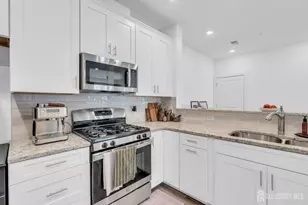 917 Vanderbergh Blvd, Monroe Township, NJ 08831 - Photo 5