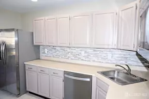 1 Bristol Dr, North Brunswick Township, NJ 08902 - Photo 7