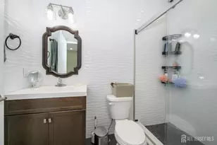 197 Garfield Ave, Jersey City, NJ 07305 - Photo 17