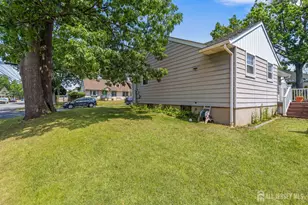 44 Garfield Pl, Sayreville, NJ 08859 - Photo 15