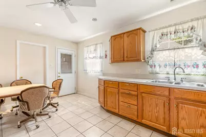 44 Garfield Place, Sayreville, NJ 08859 - Photo 3