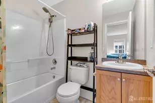 200 E Dey St, Harrison, NJ 07029 - Photo 23