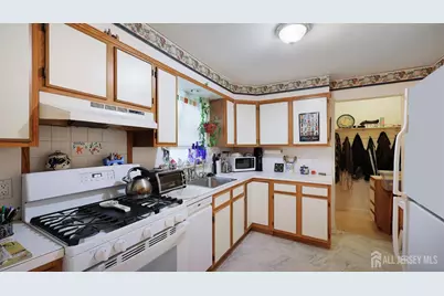 242 Karsey Street, Highland Park, NJ 08904 - Photo 11