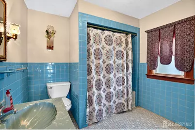 33 Burnet Street, Avenel, NJ 07001 - Photo 21