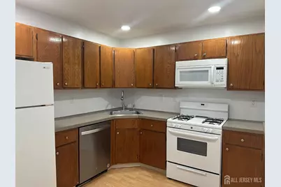 158 Darwin Lane, North Brunswick Township, NJ 08902 - Photo 5