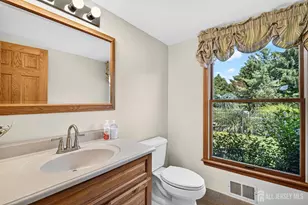 46 Waverly Pl, South Brunswick Township, NJ 08852 - Photo 31