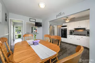 25 Brookside Rd, Edison, NJ 08817 - Photo 7