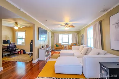 17 Melville Road, Edison, NJ 08817 - Photo 3